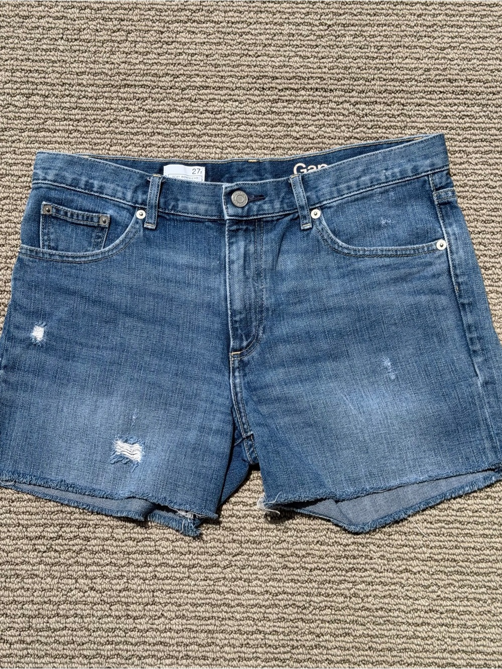 GAP Sexy Boyfriend Shorts Denim Blue Distressed Jean Stretchy High-Rise Size 27 - Picture 2 of 9